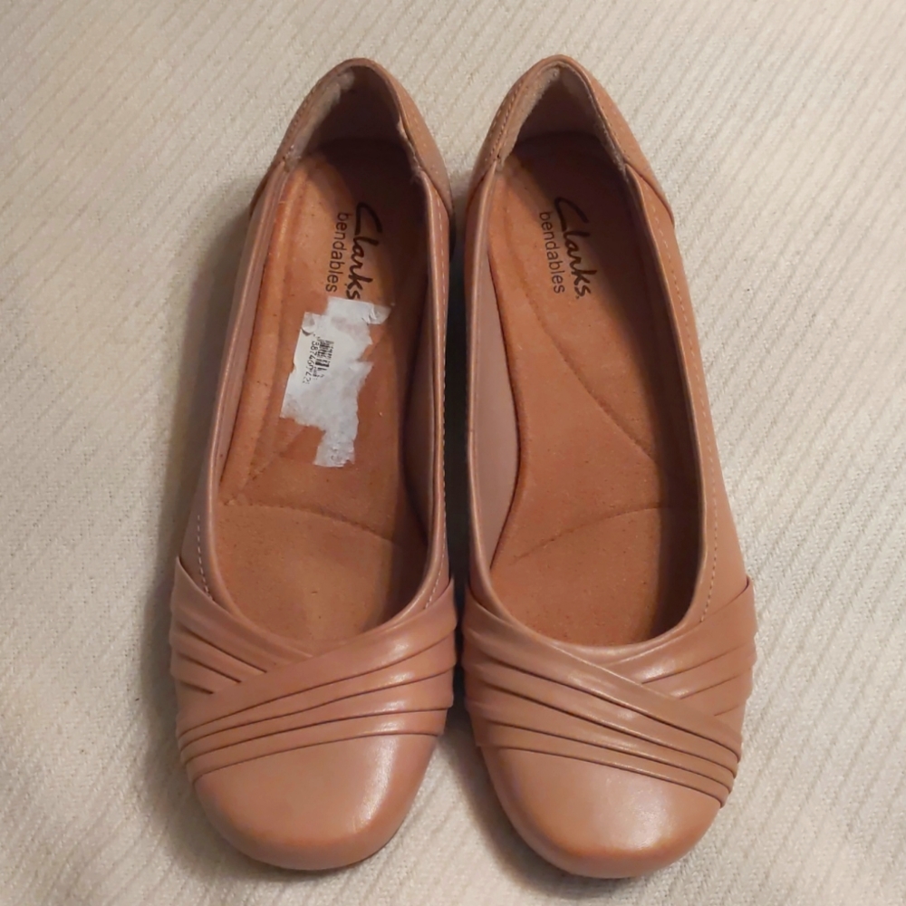 Clark's bendables flats Women's 8 M